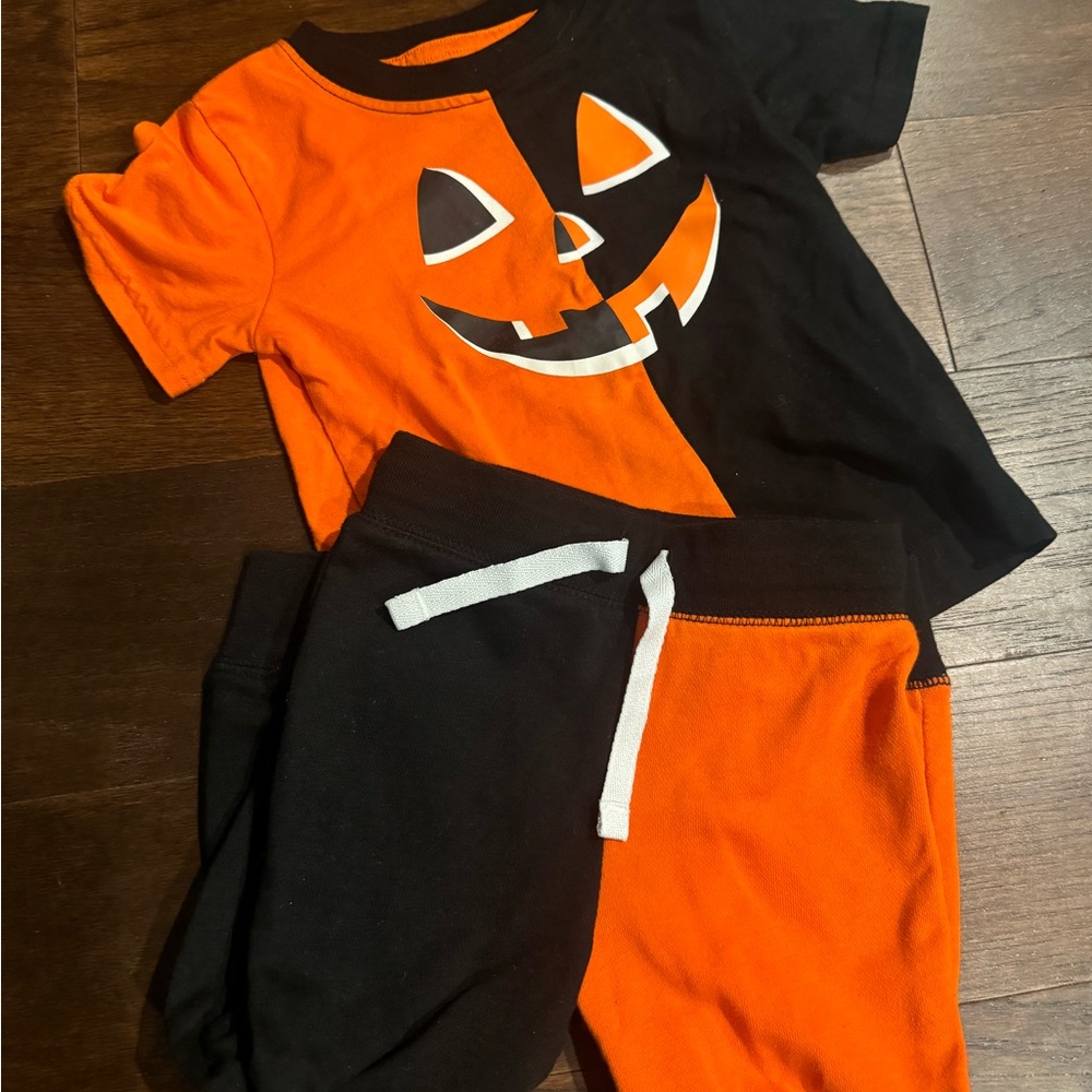 Halloween themed outfit - 2t